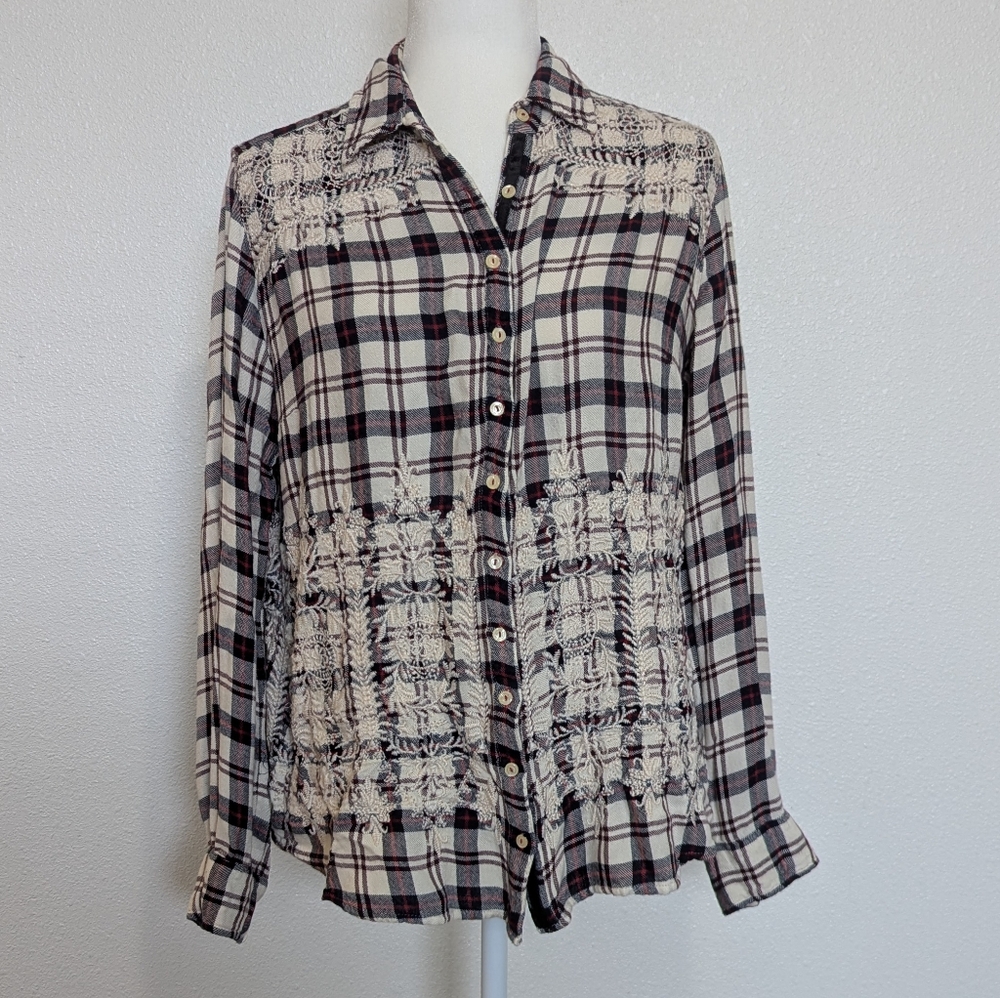 Johnny Was White & Maroon Plaid Embroidered Button Up Shirt Size Small
